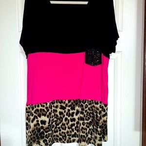 Chic Soul leopard block style t-shirt